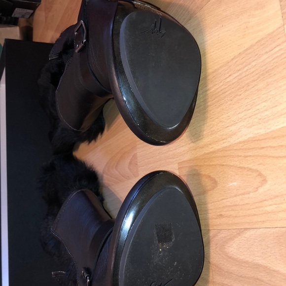 Giuseppe Zanotti European size 38 like new - Picture 6 of 8